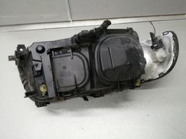 Audi A8 S8 D2 4D Lampa przednia 4D0941003AN