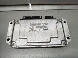 Citroen Xsara Picasso Variklio valdymo blokas 9653492580