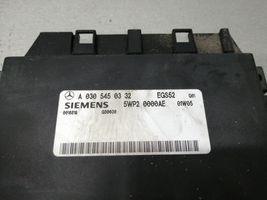 Mercedes-Benz C W203 Module de contrôle de boîte de vitesses ECU A0305450332