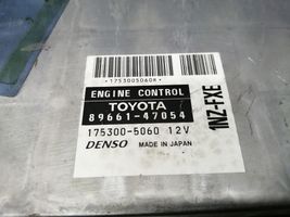 Toyota Prius (XW10) Moottorin ohjainlaite/moduuli 8966147054