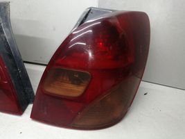 Toyota Corolla Verso E121 Lampy tylne / Komplet 