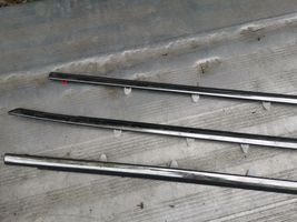 Honda Legend III KA9 Rivestimento modanatura del vetro della portiera anteriore 