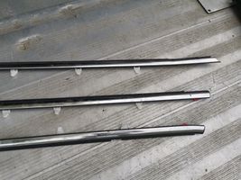 Honda Legend III KA9 Rivestimento modanatura del vetro della portiera anteriore 