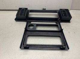 Chrysler Voyager Panelės apdailos skydas (centrinis) 04460789