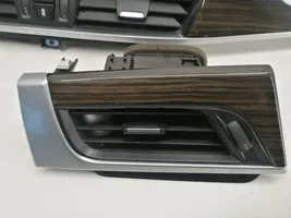 BMW X1 F48 F49 Panelės apdaila 9347745