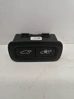 Volvo XC60 Tailgate/boot open switch button 31674801