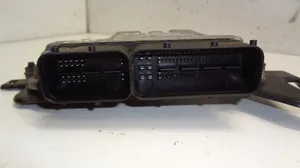 Hyundai i40 Sterownik / Moduł ECU 0281018492