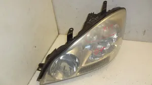 Toyota Avensis Verso Lampa przednia 