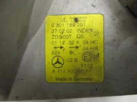 Mercedes-Benz Vaneo W414 Lampa przednia 0301189201