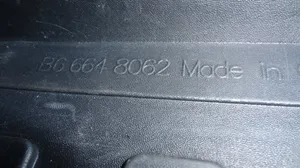 Mercedes-Benz ML W164 Garniture de section de roue de secours 