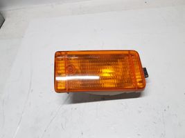 Audi Coupe Blinker vorne Stoßstange 811953049E