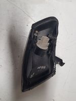 Mazda 626 Indicatore di direzione anteriore 21061822