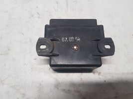 Mercedes-Benz E W124 Przekaźnik / Modul układu ogrzewania wstępnego 0135452432