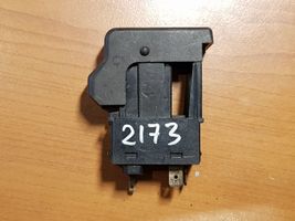 Audi 80 90 B2 Bouton de dégivrage pare-brise 855941503