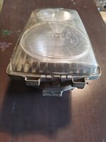 Mercedes-Benz 200 300 W123 Lampa przednia 117779RE