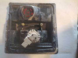 Audi 200 Lampy tylnej klapy bagażnika 443945226