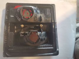 Audi 80 90 B2 Lampy tylnej klapy bagażnika 445945093