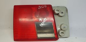 Audi 100 S4 C4 Lampy tylnej klapy bagażnika 4A0945093