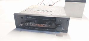 Opel Rekord E2 Radio/CD/DVD/GPS-pääyksikkö 