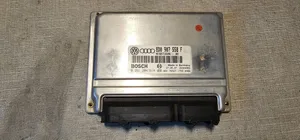 Volkswagen PASSAT B5 Sterownik / Moduł ECU 8D0907558F