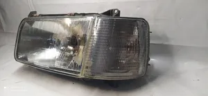 Volkswagen PASSAT B3 Lampa przednia 4411109L