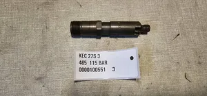 Mercedes-Benz E W124 Fuel injector 0000100551