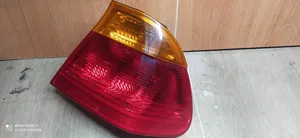 BMW 3 E46 Lampy tylnej klapy bagażnika 8364922