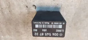 Mercedes-Benz E W124 Relè pompa del carburante 0065458732