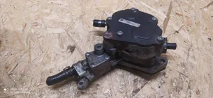 Volkswagen PASSAT B6 Vacuum pump 724807170