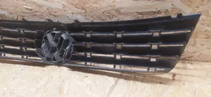 Volkswagen PASSAT B5 Front grill 3B0853653C