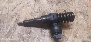 Volkswagen PASSAT B5 Fuel injector 045130073t