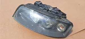 Audi A4 S4 B6 8E 8H Lampa przednia 8E0941003P