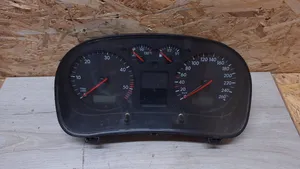 Volkswagen PASSAT B5.5 Speedometer (instrument cluster) 110080131