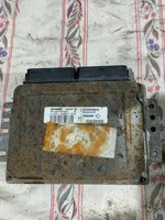 Renault Scenic I Calculateur moteur ECU 8200028833