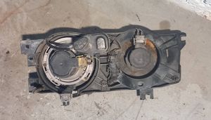 BMW 7 E32 Support phare frontale 13174000re