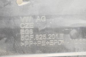 Volkswagen Tiguan Protection inférieure latérale 5QF825201E