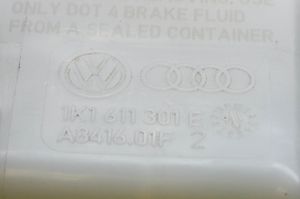 Volkswagen Jetta VI Stabdžių vakuumo pūslė 1K1614105FC