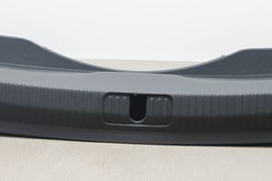 Audi A5 Rivestimento di protezione sottoporta del bagagliaio/baule 8W6863471