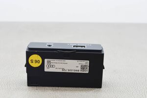 Audi A5 Câble adaptateur AUX 8W0035726