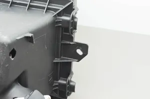 Toyota RAV 4 (XA40) Scatola del filtro dell’aria 1770536120