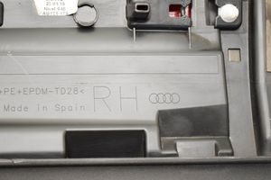 Audi Q3 8U Moulure de porte arrière 8U0853970D