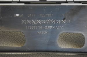 BMW 7 G11 G12 Galinio slenksčio apdaila (išorinė) 51777357137