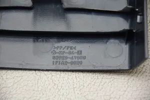 Toyota Prius (XW30) Muu keskikonsolin (tunnelimalli) elementti 5892347030
