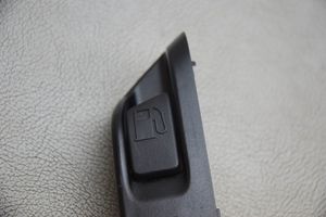 Toyota Prius (XW30) Degalų bako dangtelio atidarymo rankenėlė 