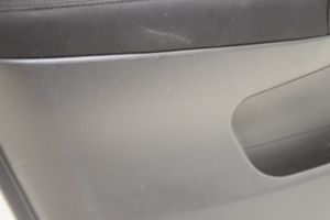 Nissan Qashqai Revestimiento de puerta delantera 809234EA1A