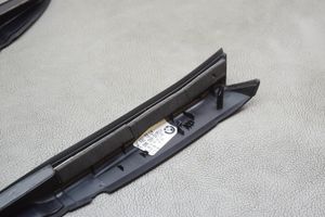 BMW 7 F01 F02 F03 F04 Listwa pod lampę tylną 7206389