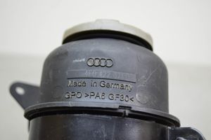 Audi A4 S4 B8 8K Serbatoio/vaschetta del liquido del servosterzo 8K0422162P