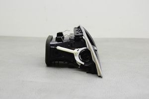 BMW 2 F22 F23 Kojelaudan tuuletussuuttimen suojalista RL9394356