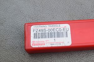 Toyota Prius (XW30) Boîte à outils PZ49S00EC0EU