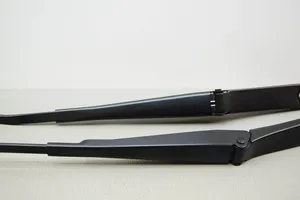 Audi A4 S4 B9 Windshield/front glass wiper blade 8W1955408